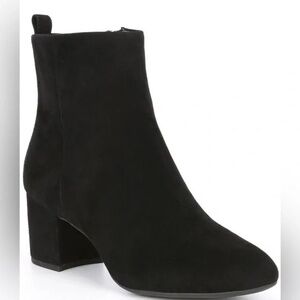 Gianni Bini Black Jaydennn Suede Block Heel Booties Size 7.5